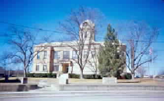 Kinney County Courthouse